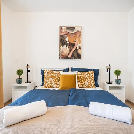Apartament Need In Bp - Garage, Terraces, Aircon Budapeszt