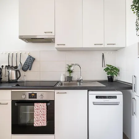 Need In Bp - Garage, Terraces, Aircon Lejlighed