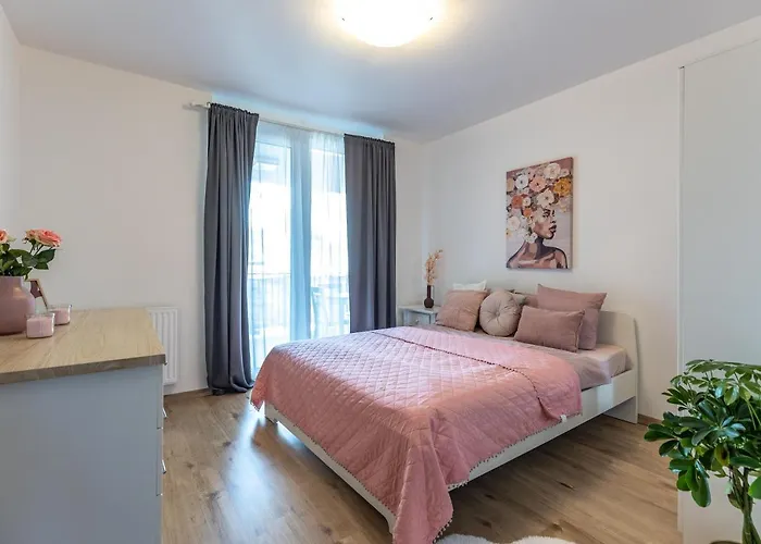 Need In Bp - Garage, Terraces, Aircon Apartament Budapesta